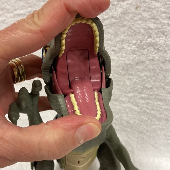 Jurassic World Primal Pal Blue Dino Rivals Dinosaur Figure TESTED & WORKS - Picture 4 of 9